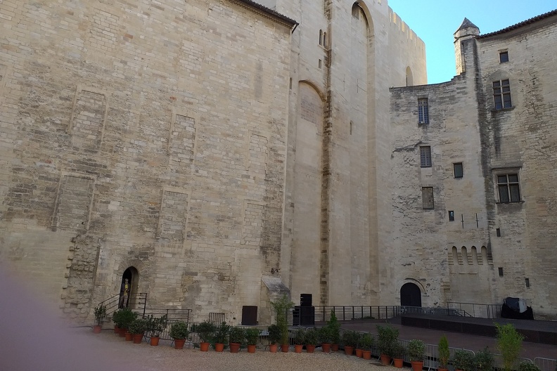 Avignon- Palais des Papes (14).jpg